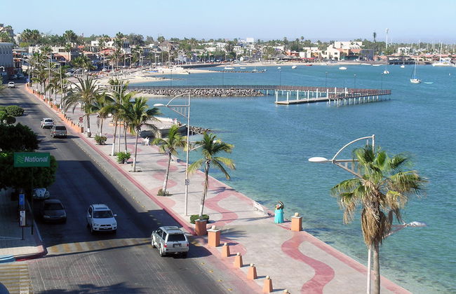 Visite de la ville du port d'Illusion - Photo 4