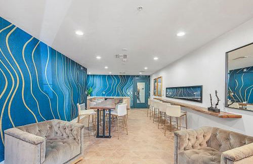 Near Mayo Clinic & Desert Ridge , Stay with Pool & Gym- S309 - Foto 61