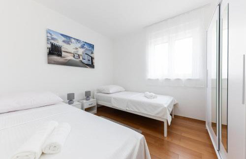 Apartmani Gabriel - Photo 36