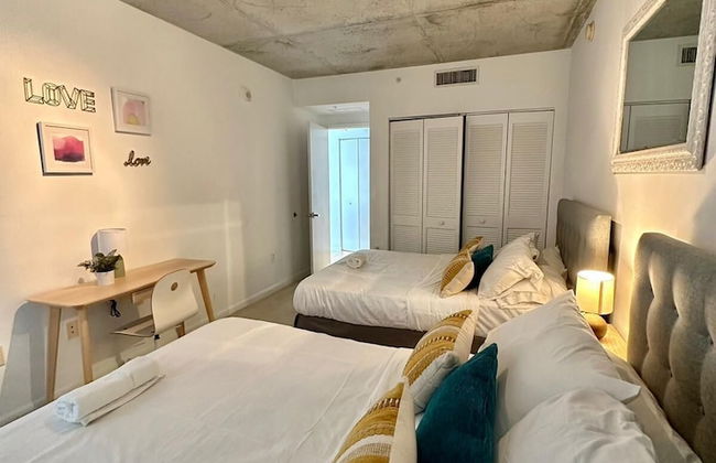 Beautiful Family Condo - Enjoy Miami - Photo 2