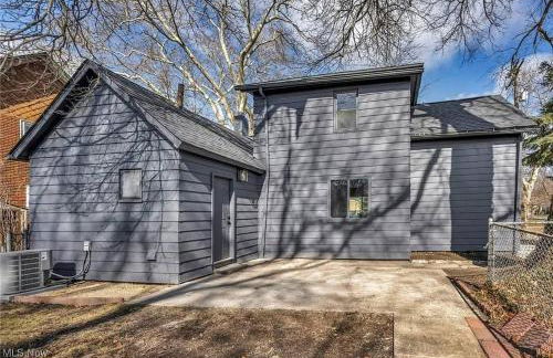 Spacious 3BR PetFriendly Retreat Near DT Cleveland - Foto 33