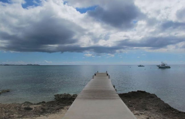 Fabulous one Bedroom in West Bay - Photo 17