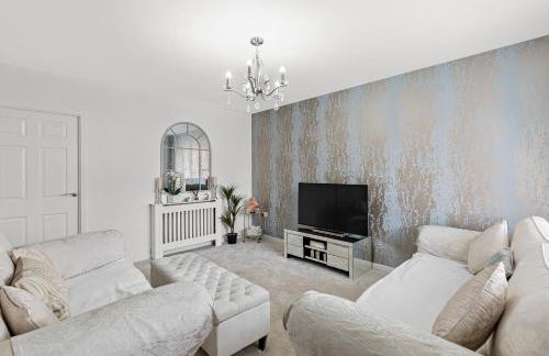 Silver Stag Properties, 3 bedroom luxury house - Photo 1