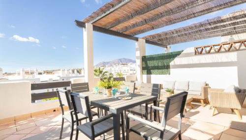 Sunset Golf International - Happy Rentals - Foto 2