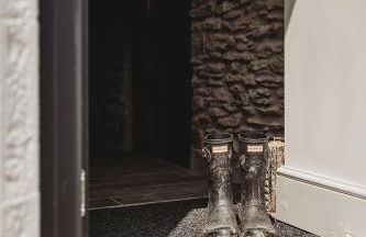 Ty Mawr, The Old School Holiday Homes - Pet Friendly - Foto 42