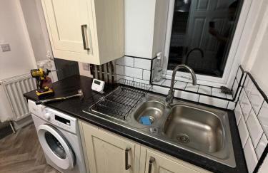 ResiLets - 1st Floor Plessey Road Apt - Foto 6