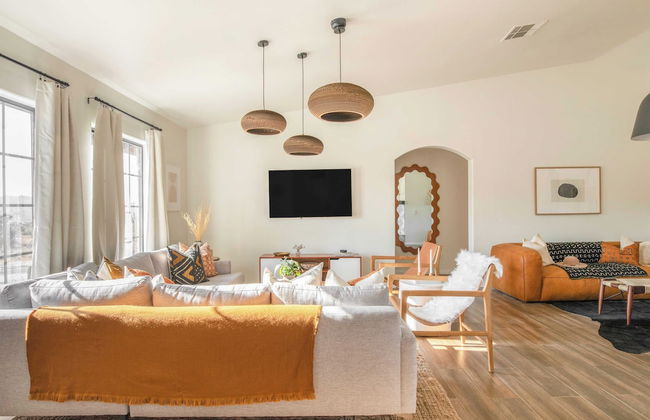 Flora by Avantstay Modern & Private Desert Oasis on Large Grounds w/ Pool & Bocce Ball! - Foto 12