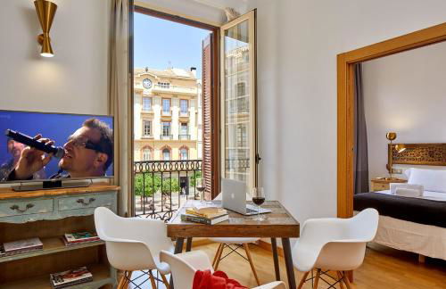 Lodgingmalaga Plaza de la Constitución - Photo 38