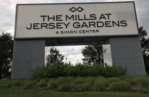 Luxury Gated home near NYC and EWR with free Parking - Foto 52