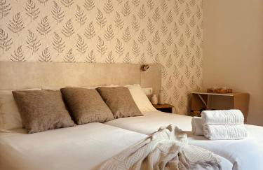 Apartamentos Adarve Centro histórico - Photo 4