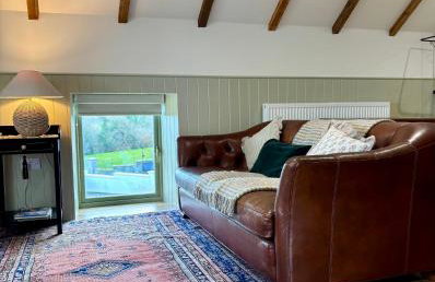 Glebe Barn and Cottage - Photo 26