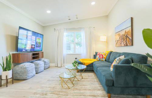 Pool Table, Minigolf, Games at Pondside FunHouse - Foto 5