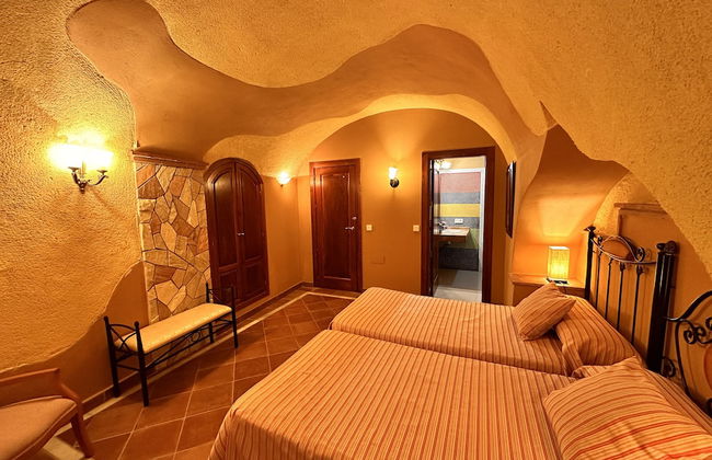 Cuevas la Granja - Foto 66