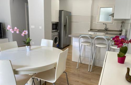 Sol Cavet con jardin Portaventura - Photo 17