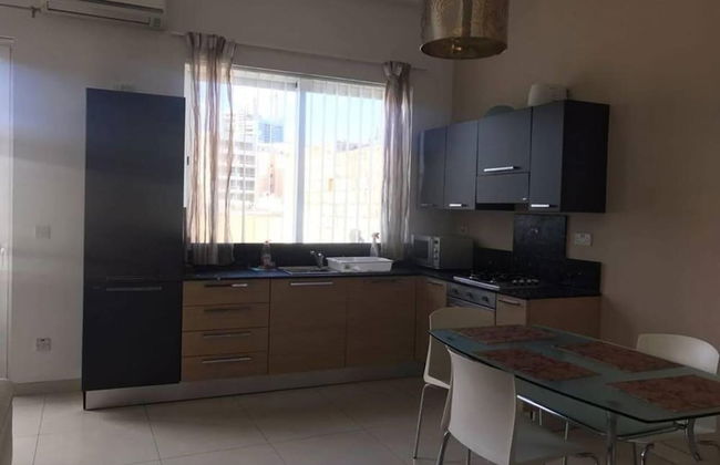 Remarkable 2-bed Apartment in St Julians - Foto 7