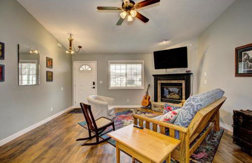 Hello Dolly! 3 beds, 2 bath, 2 TV's, Fireplace, Quiet Neighborhood in Star, ID minutes from walking trails and river views - Foto 28