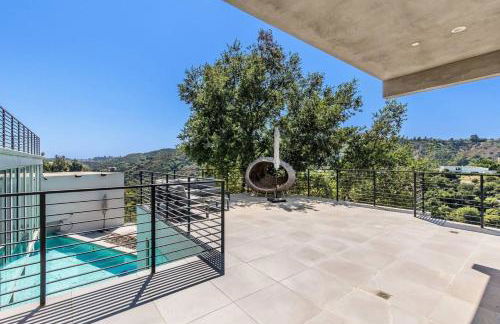 Spacious 4BR Retreat with Private Pool, Pool Table and Fast Wi-Fi Sleeps 9 Quiet Clinton Location - Foto 45