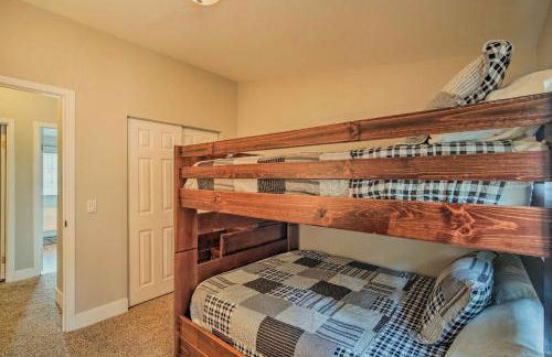 8 Mi to Big Bear Lake and Village Sugarloaf Cabin! - Foto 18