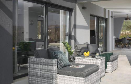 Villa Infinity near Pula for 8 persons with 68 m2 private pool, sauna & kids playground - Foto 6