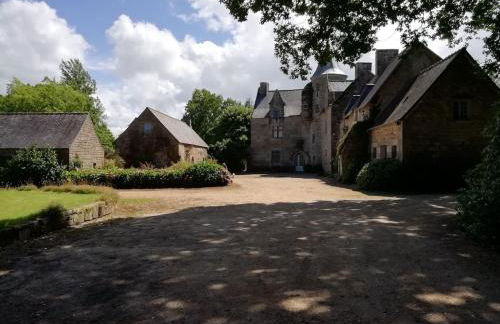 charmante longère sur domaine de Kerguéréon - Foto 5