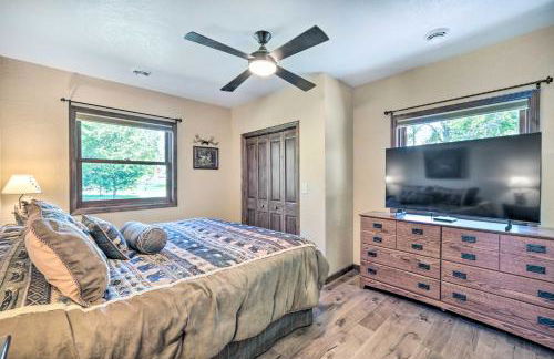 Patio, Views and Hot Tub Quiet Lakeside Cabin - Foto 11