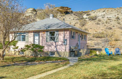 Trail Access On-Site! Scenic Rock Springs Getaway - Foto 1