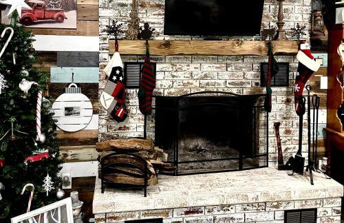 Pet Friendly Graham 2 Bedroom Home Christmas 365 at The Mistletoe Farm - Foto 40