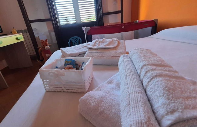 Terrasini Villa With Pool - Photo 3