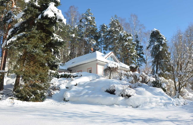 Comfortable Detached House With Large Garden - Photo 26