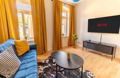 *NEU* 2 Zi, offene Küche, Balkon - Photo 1