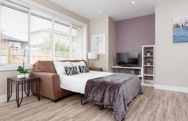 Private and Cozy 2bdr 2BA Home in Kitsilano - Photo 10