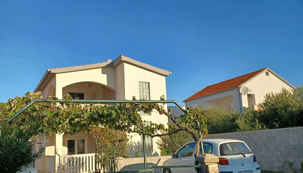 Beachfront Apartment With Balcony and Sea View - Foto 2, Imagem principal