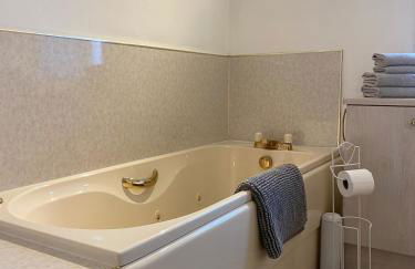 Number Forty Two, Portsoy - A 3 bedroom cottage with sea views - Foto 17