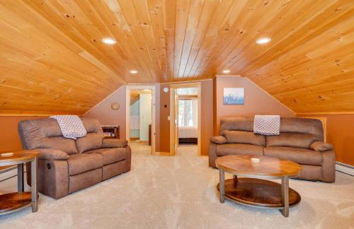 Peaceful Stark Cottage with Deck on South Ponds! - Foto 27