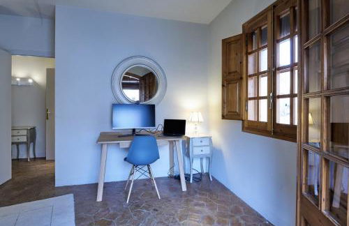 The Corner House of Altafulla - A Stroll from the Beach, in the Heart of the Old Town - Foto 9