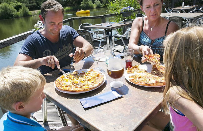 Restyled Bungalow with Dishwasher near Nature Reserve - Photo 19