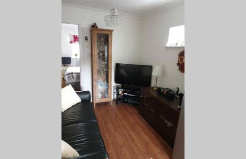 A home away from home with a big welcome - Photo 9