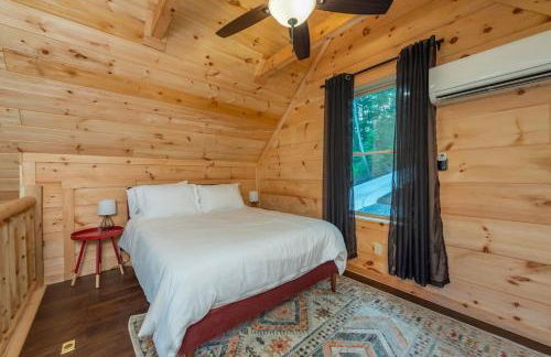 Cozy Modern 2-Bedroom Cabin Getaway - Foto 18