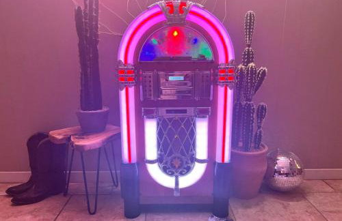 Pet-Friendly Aggie Village - Fire Pit Games and walk to Texas AnM - Foto 47