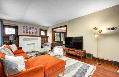 RocknRoll Crib 8 Min Cle Clinic Near Downtown - Foto 4