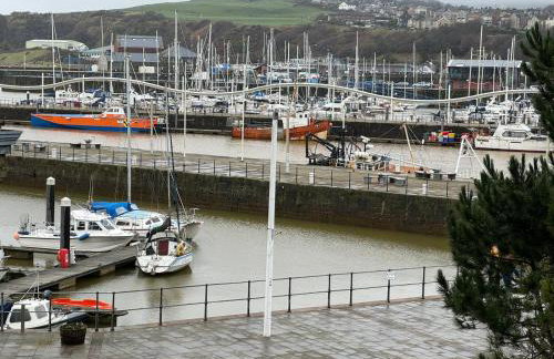 Quayside Apartment -2 Bedrooms - Sleeps 4 - Foto 14