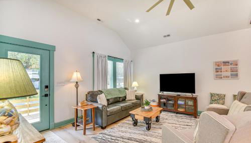 1 Mi to Dtwn Manteo Dog-Friendly Home with Deck - Foto 5