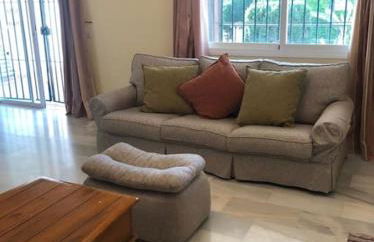 High Quality, Spacious, 4 Bedroom private Villa - Photo 12