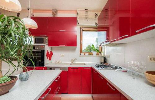 5-Bed Villa with Pool, Jacuzzi & Padel Court - Foto 36