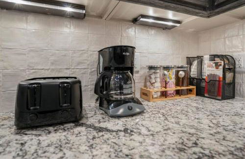 Vintage Hollywood Theater House in East Downtown - Foto 31