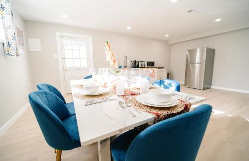 Spacious 5BR 3BA Free Parking Minutes to DC with Pool - Foto 15