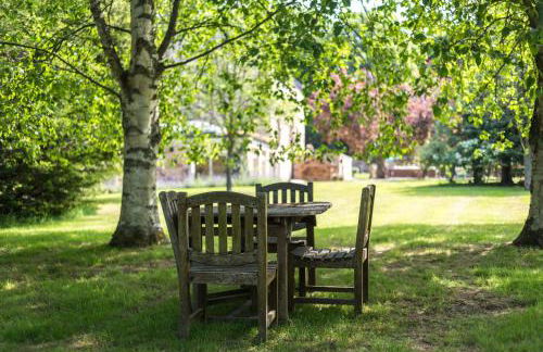 The Old Millhouse - Luxury Retreat with Sauna, Cold Plunge, Yoga & Swim SPA - Photo 33
