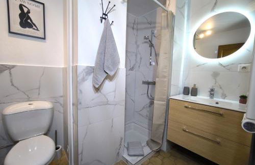 Le Spacieux - centre-ville - 4 chambres - 8 pers - Foto 11