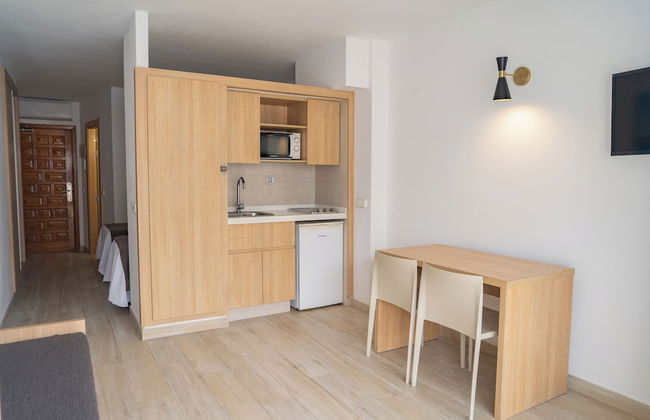 Sunside Ibiza Studios - Adults Only - Photo 25