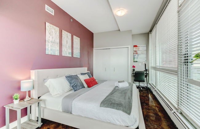 Luxury Condo Steps From Stampede Park - Photo 14